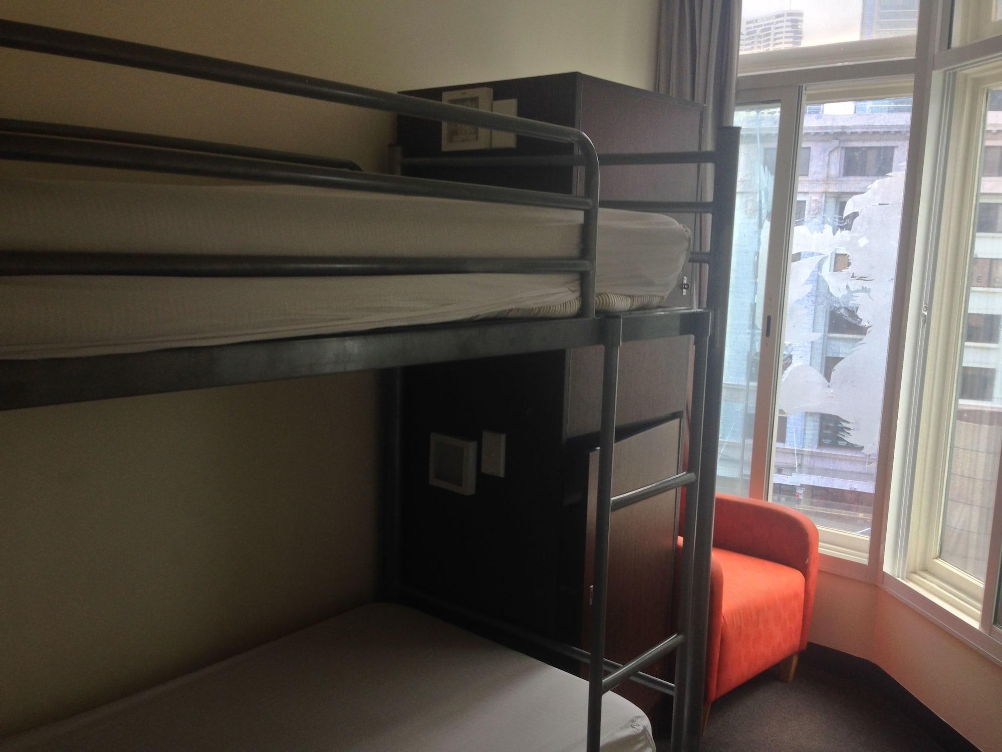 790 On George Backpackers Hostel Sydney Exterior photo