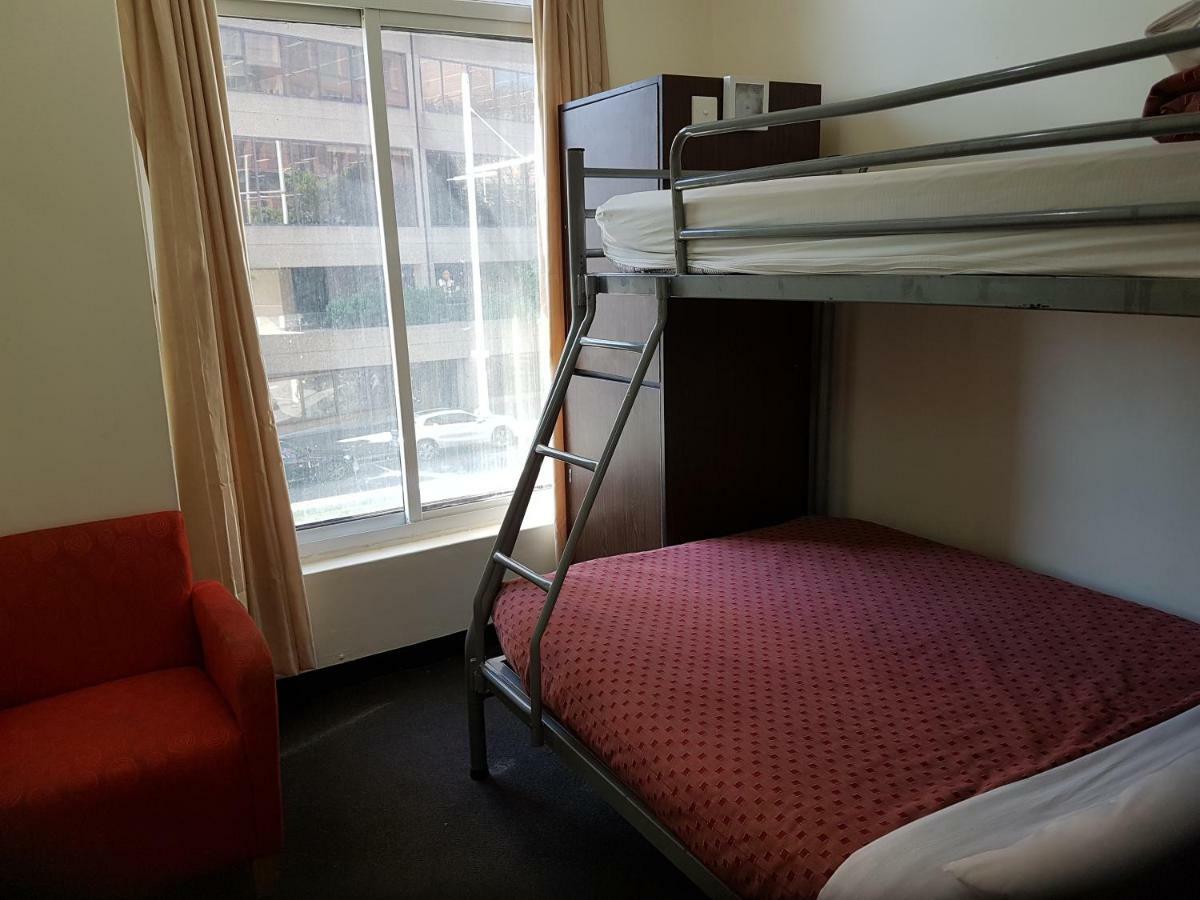 790 On George Backpackers Hostel Sydney Exterior photo
